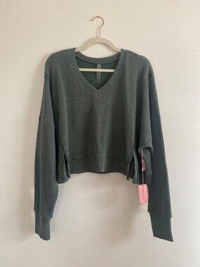 Simply Southern Slouchy Green Ribbed V-Neck Cropped Long Sleeve Top Size XXL